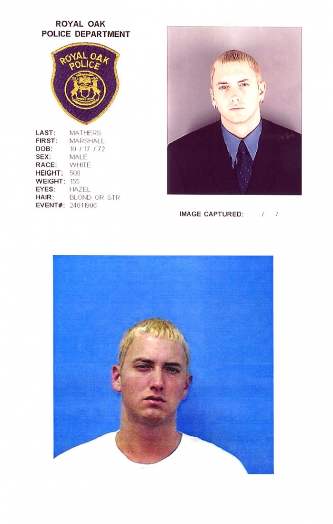 
	
	Eminem từng bị bắt vào tháng 6/2000 ở Michigan.